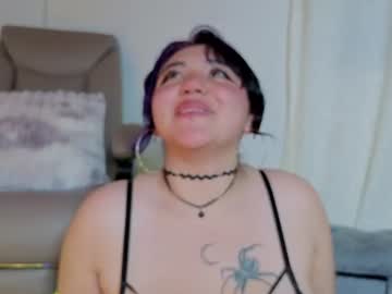 blueberry_gothic — cam show live