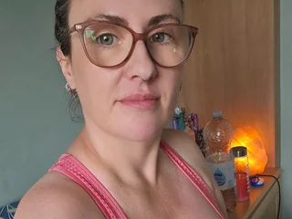 BritishBellaxx — cam show live