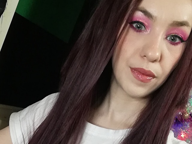 CarlyDarvin1 — cam show live