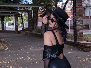 CassieJones — cam show live
