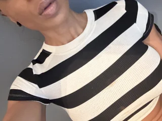 ChanelKnight — cam show live