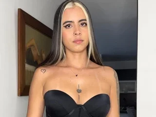 Cinthyaskinny — cam show live