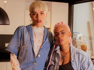 GravesYStarveil — cam show live