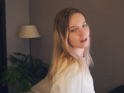 HongTomczak — cam show live