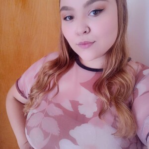 JuliasweetXL — cam show live
