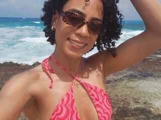 SophiaBond — cam show live