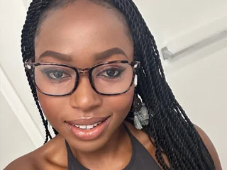 TheeChocolateBerry — cam show live