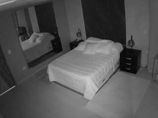 Casa Salsa Bedroom 4 — cam show live